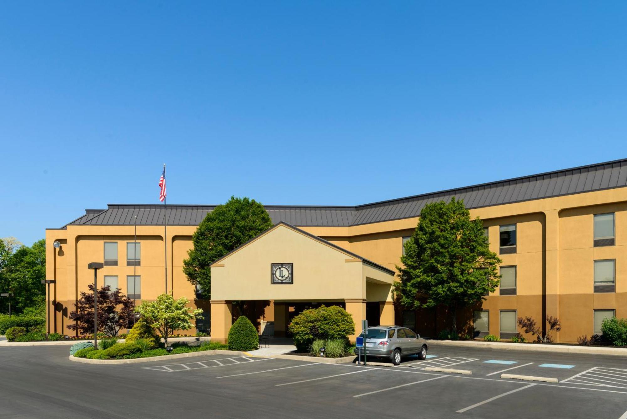 Hotel Larkspur Landing Carlisle Esterno foto